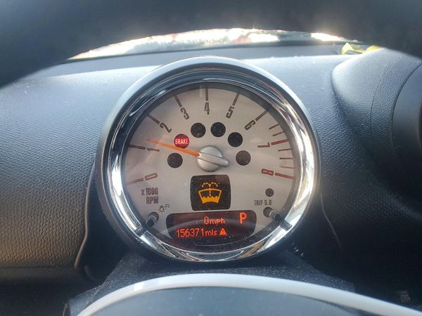 2014 MINI COOPER