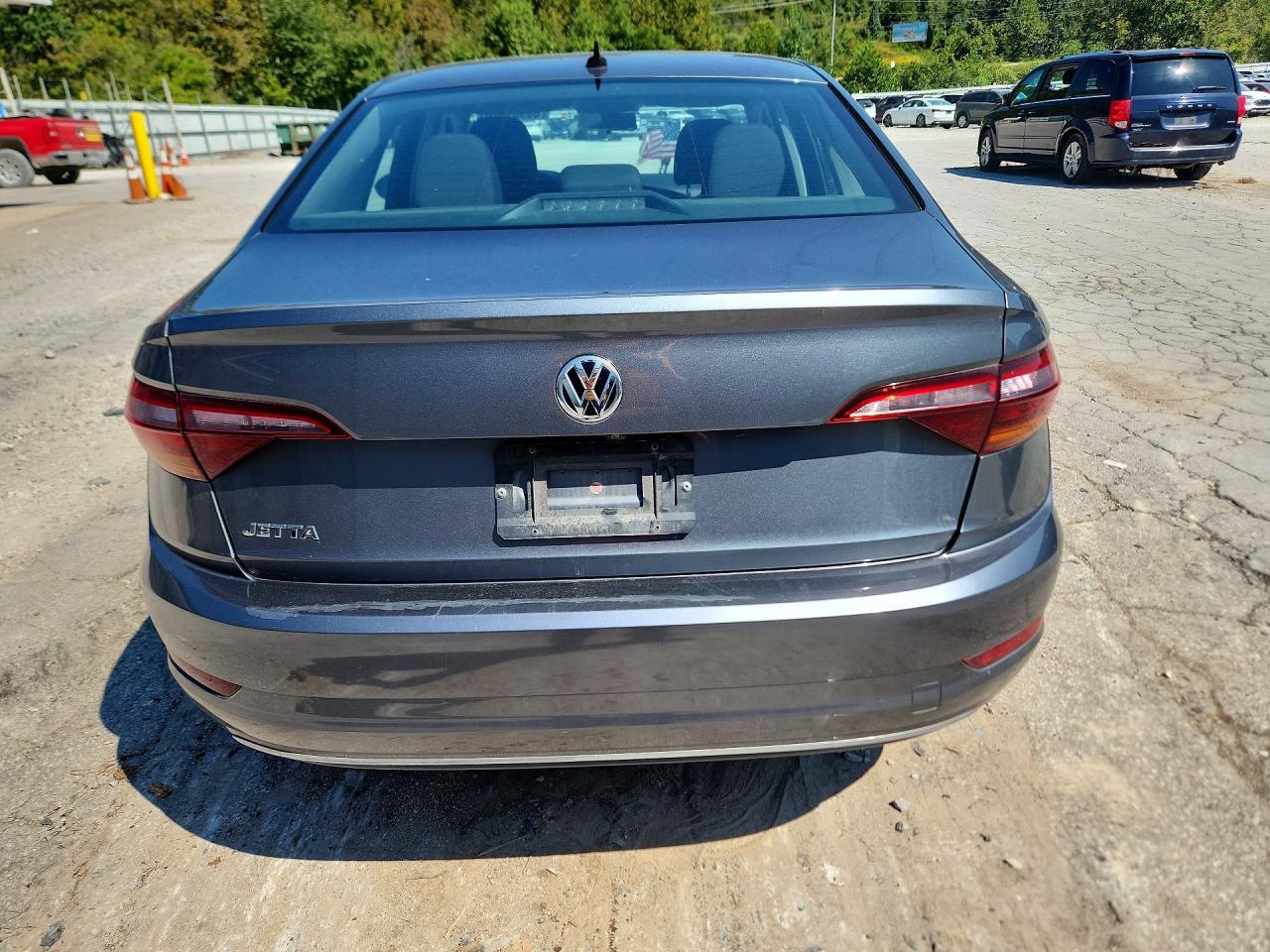 2019 VOLKSWAGEN JETTA — Front 3/4