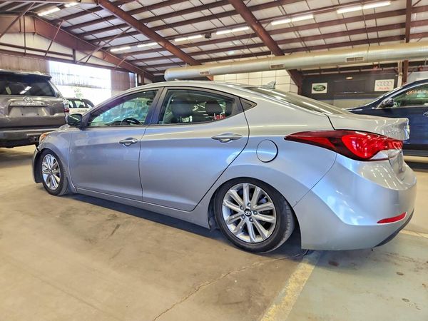 2015 HYUNDAI ELANTRA GLS(Middle)