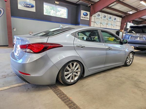 2015 HYUNDAI ELANTRA GLS(Middle)