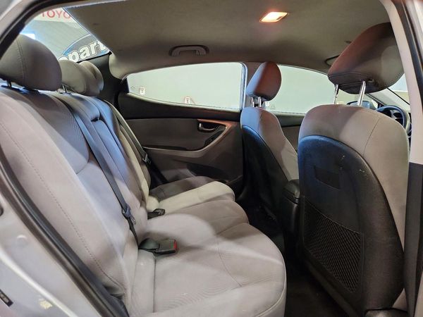 2015 HYUNDAI ELANTRA GLS(Middle)