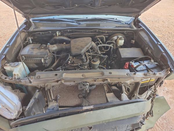 2022 TOYOTA TACOMA — Engine bay