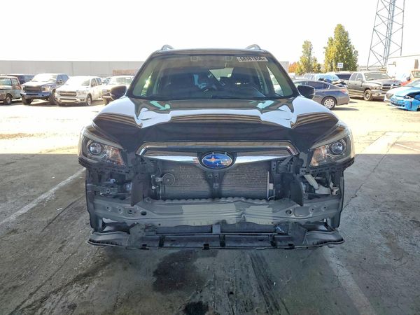 2019 SUBARU FORESTER