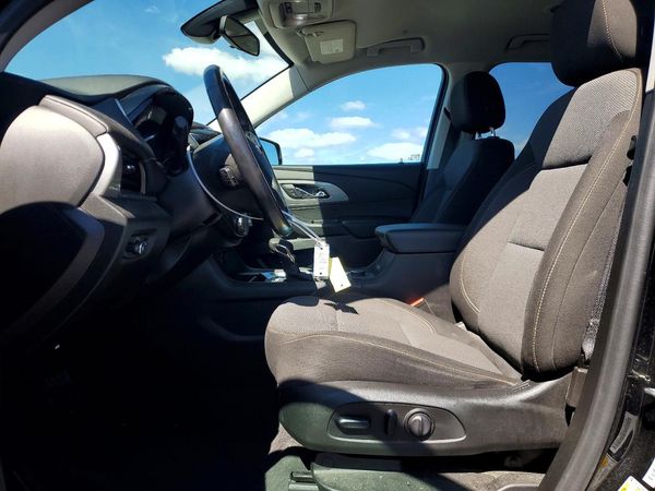 2021 CHEVROLET TRAVERSE LT
