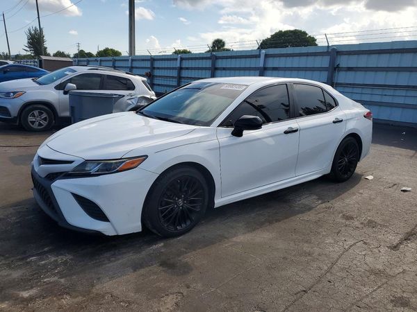 2019 TOYOTA CAMRY