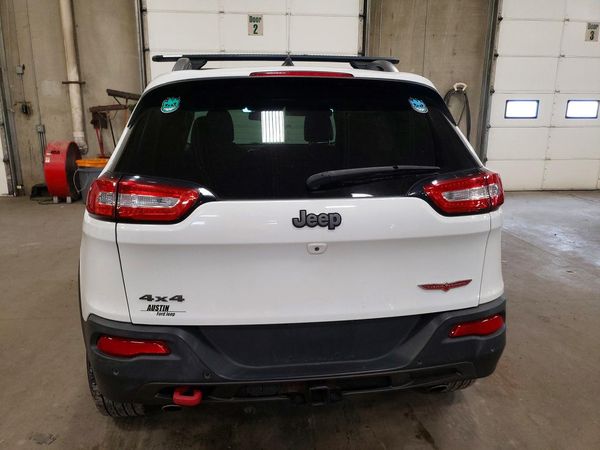 2014 JEEP CHEROKEE Trailhawk — DIRR