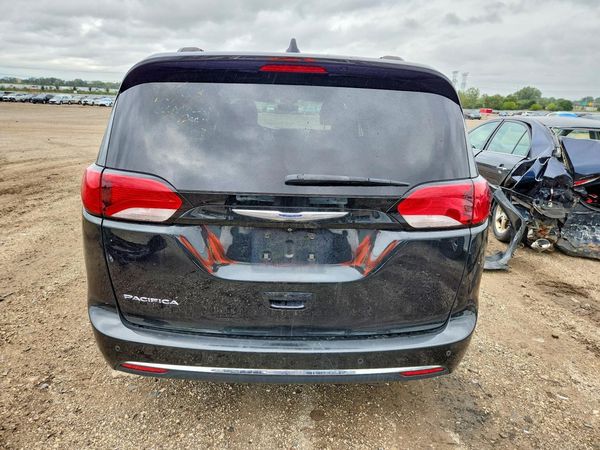 2017 CHRYSLER PACIFICA Touring L — DIRR