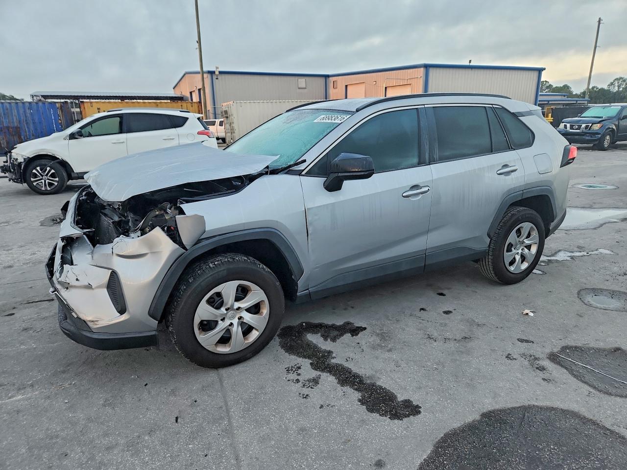 2021 TOYOTA RAV4 LE — Front 3/4
