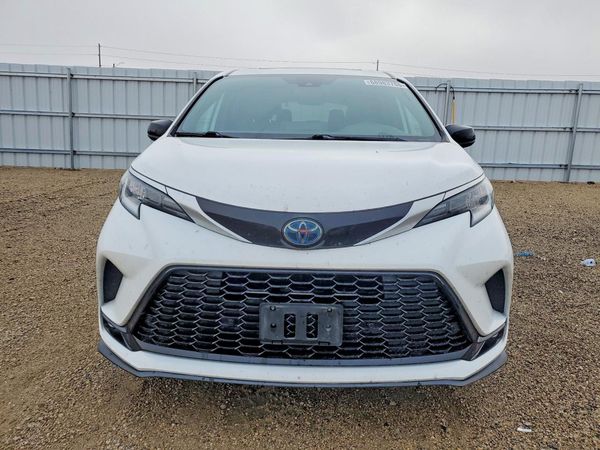 2021 TOYOTA SIENNA XSE Plus Package — DIRF
