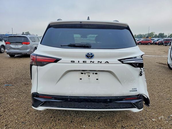 2021 TOYOTA SIENNA XSE Plus Package — DIRR