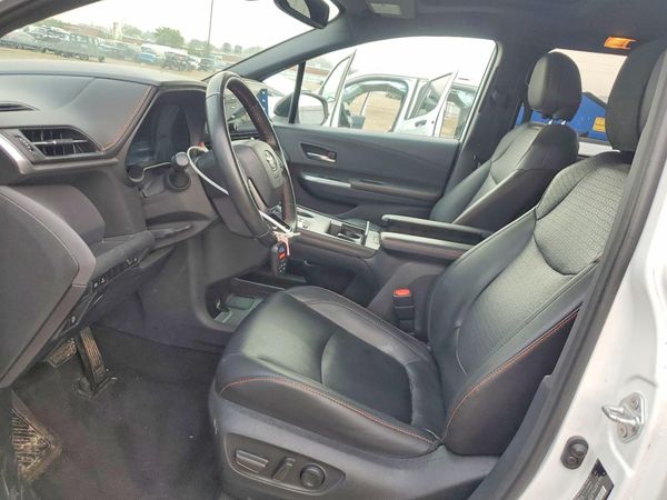 2021 TOYOTA SIENNA XSE Plus Package — DENT