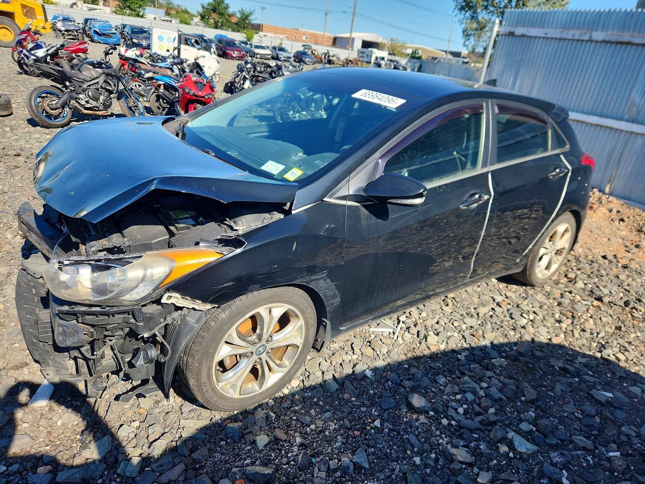 2013 HYUNDAI ELANTRA — Front 3/4