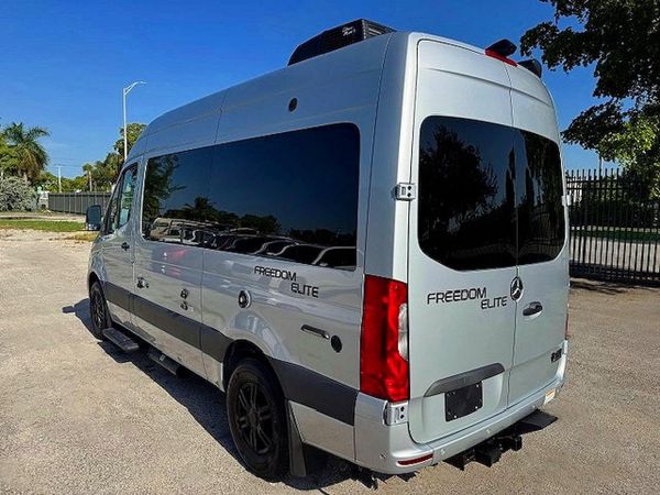 2022 MERCEDES-BENZ SPRINTER