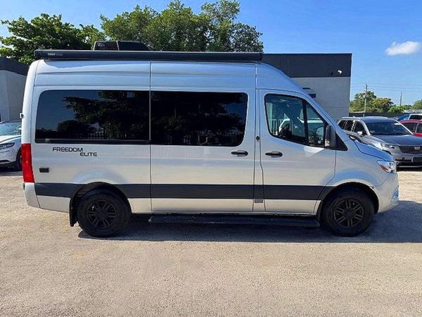 2022 MERCEDES-BENZ SPRINTER