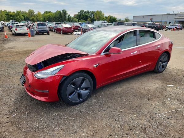 2018 TESLA MODEL 3 — Front 3/4
