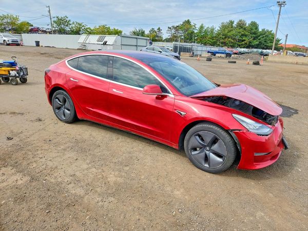 2018 TESLA MODEL 3 — Passenger 3/4