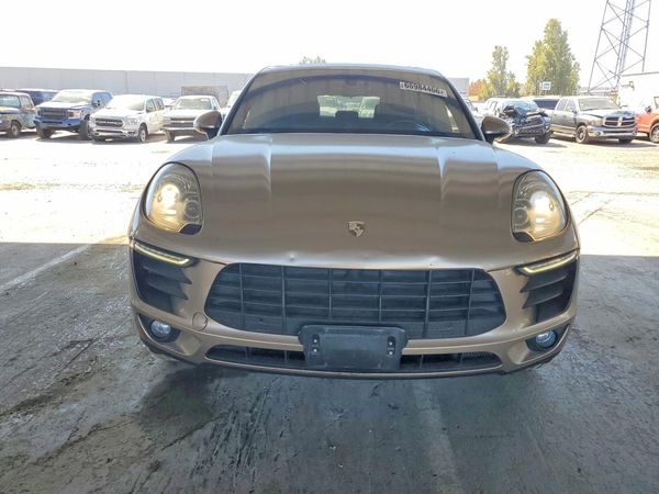 2016 PORSCHE MACAN — DIRF