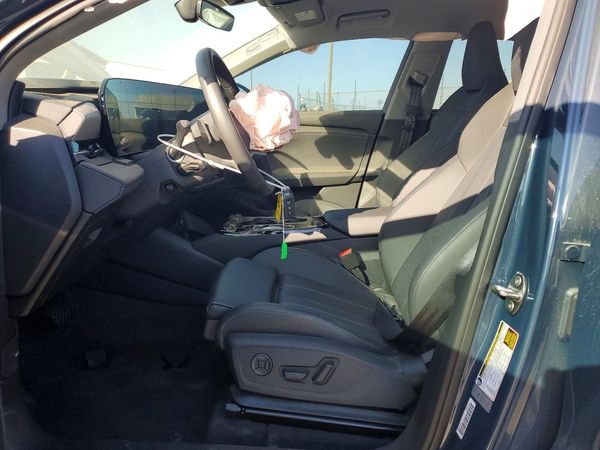 2025 AUDI ALL OTHER e-tron Premium Plus — DENT