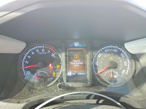 2023 TOYOTA TACOMA SR5