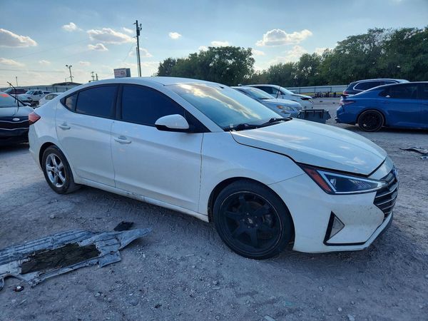 2019 HYUNDAI ELANTRA SE — Passenger 3/4