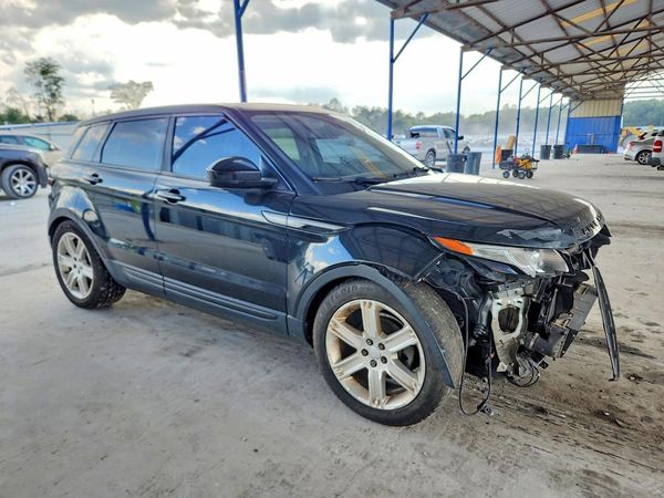 2015 LAND ROVER RANGEROVER Pure Plus — Passenger 3/4