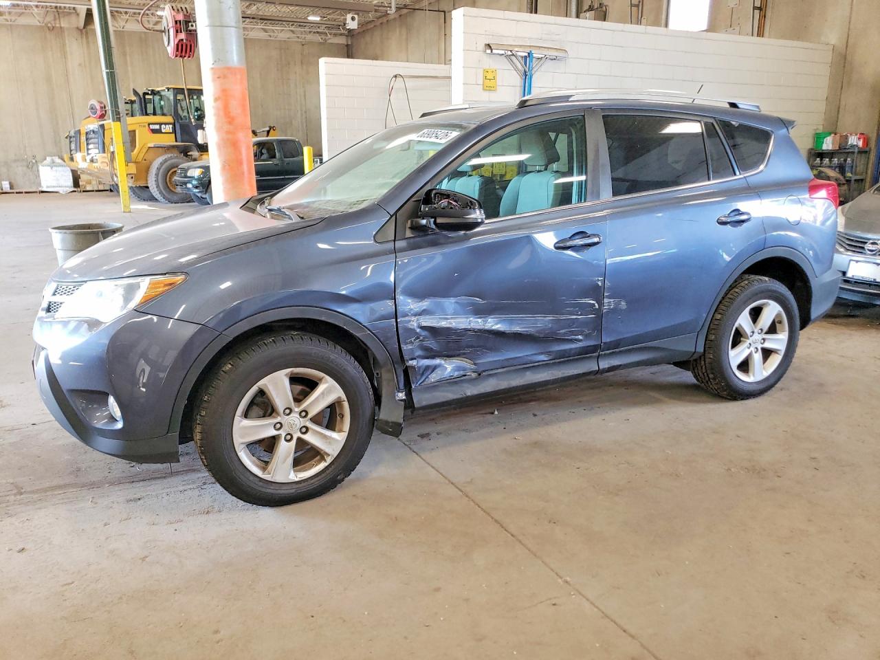 2014 TOYOTA RAV4 Sports — Front 3/4