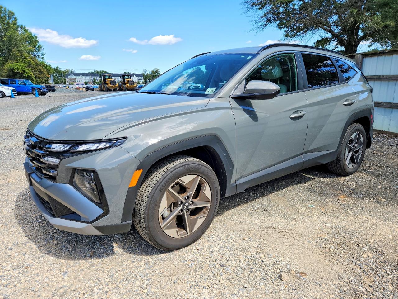 2026 HYUNDAI TUCSON SEL, SEL Plus — Front 3/4