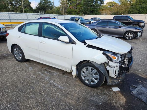 2021 KIA RIO — Passenger 3/4