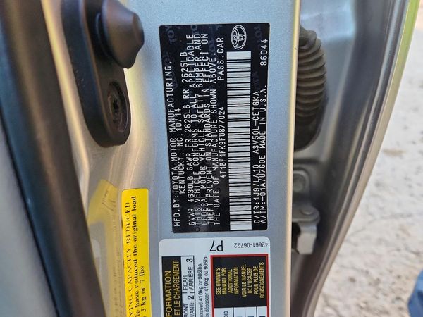 2015 TOYOTA CAMRY — VINS