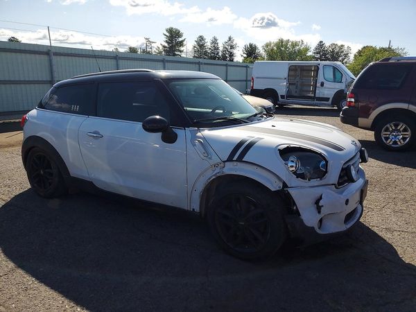 2014 MINI COOPER — Passenger 3/4