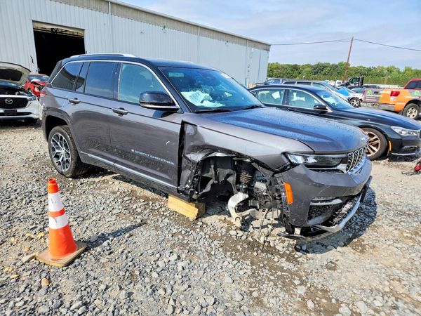 2024 JEEP CHEROKEE Summit 4XE — Passenger 3/4