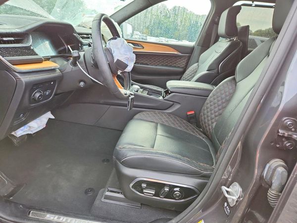 2024 JEEP CHEROKEE Summit 4XE — DENT