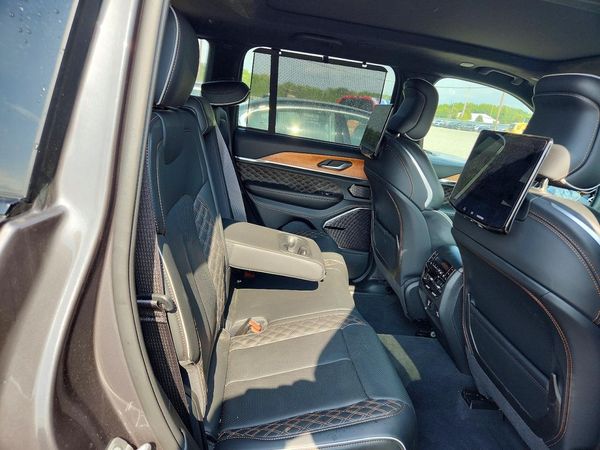 2024 JEEP CHEROKEE Summit 4XE — PSRS
