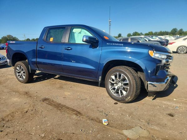 2023 CHEVROLET SILVERADO LT-L — Passenger 3/4