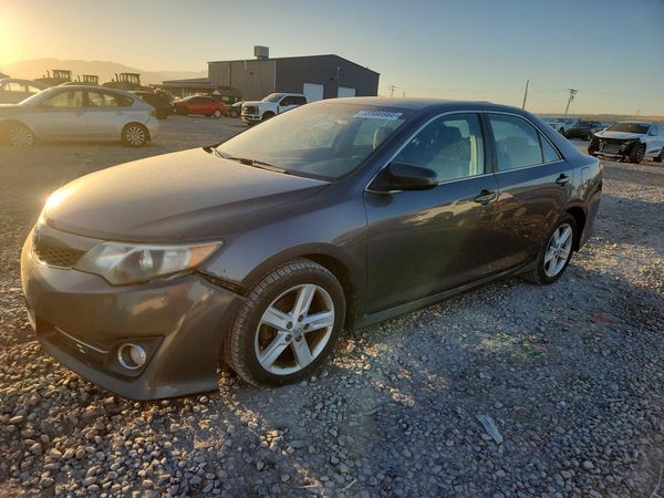 2013 TOYOTA CAMRY