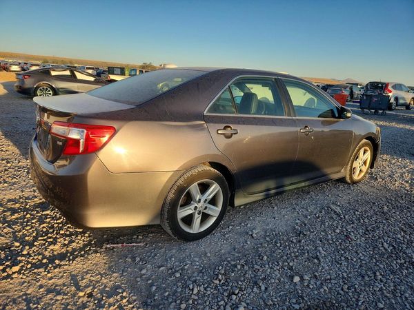 2013 TOYOTA CAMRY