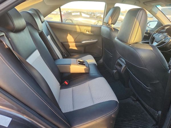 2013 TOYOTA CAMRY