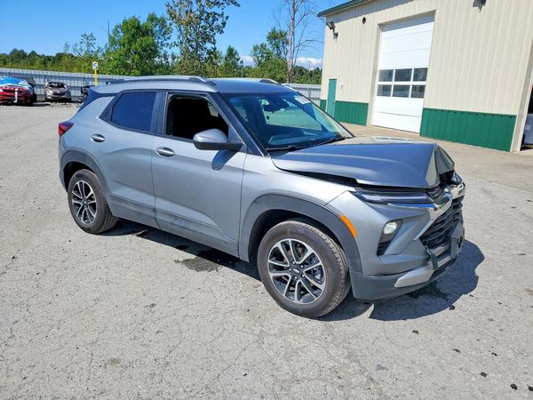 2025 CHEVROLET TRAILBLAZE LT — Passenger 3/4