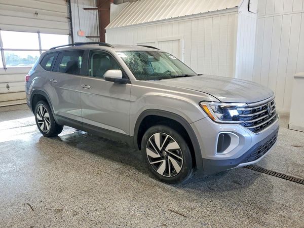 2026 VOLKSWAGEN ATLAS 4Motion SE — Passenger 3/4