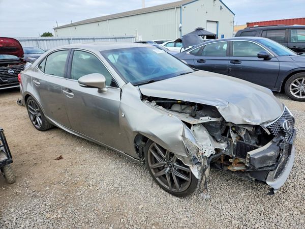 2015 LEXUS IS 350 — Passenger 3/4