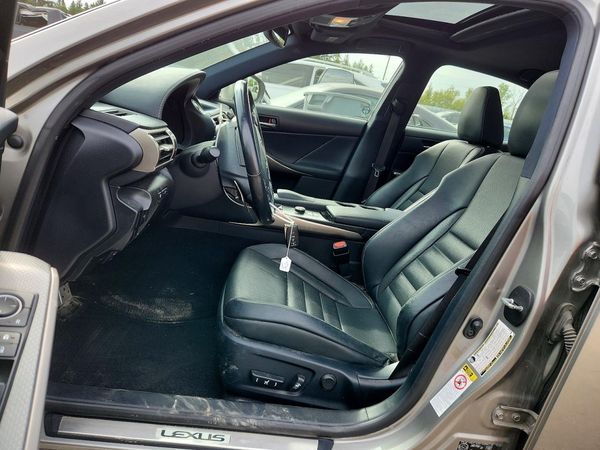 2015 LEXUS IS 350 — DENT