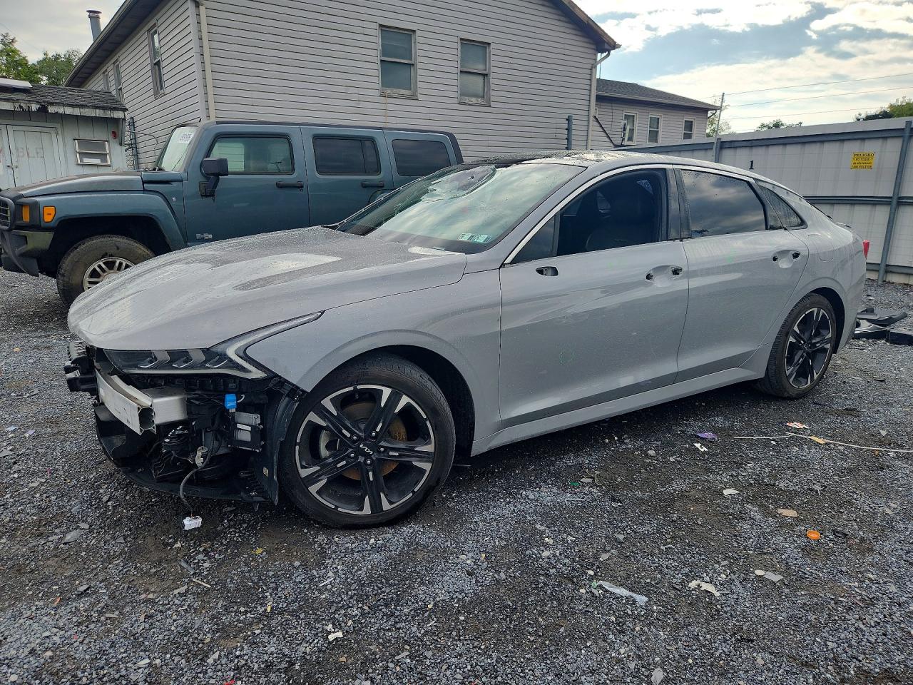 2022 KIA K5 — Front 3/4