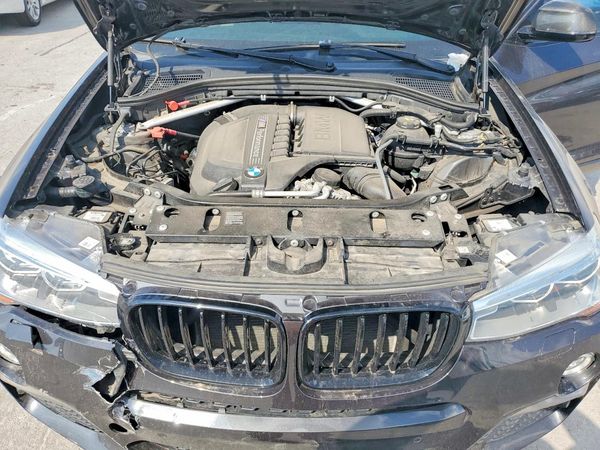 2017 BMW X4 xDriveM40i — Engine bay