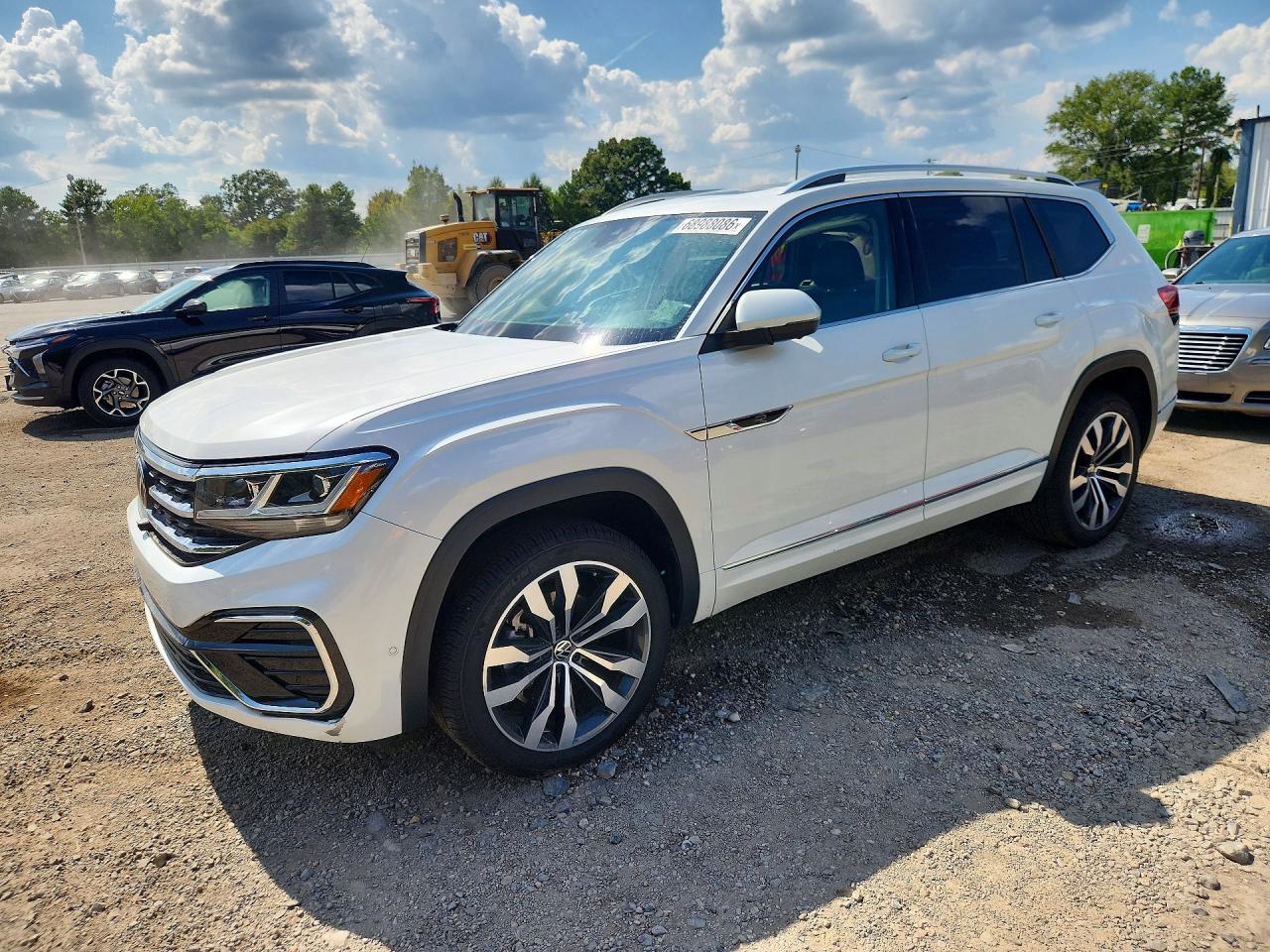 2023 VOLKSWAGEN ATLAS — Front 3/4