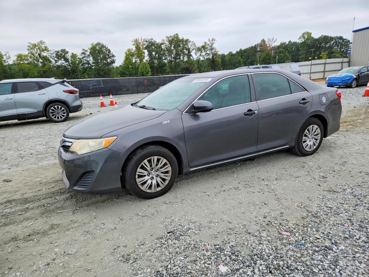 2013 TOYOTA CAMRY