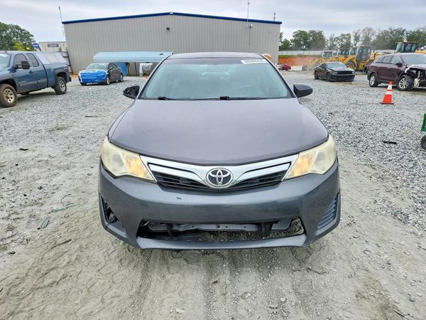 2013 TOYOTA CAMRY