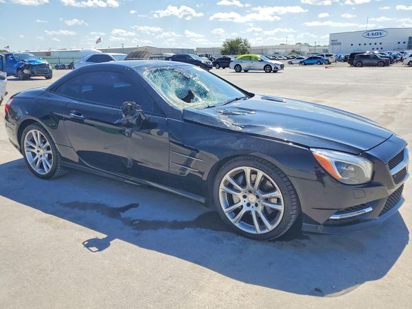 2013 MERCEDES-BENZ SL — Passenger 3/4