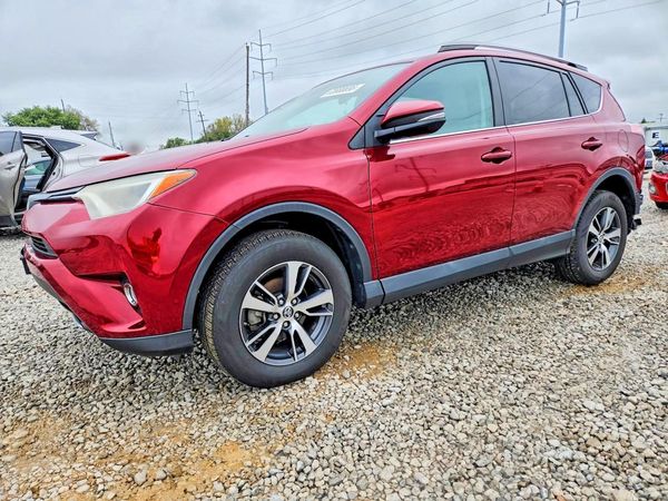 2018 TOYOTA RAV4 — DSFA — Front 3/4