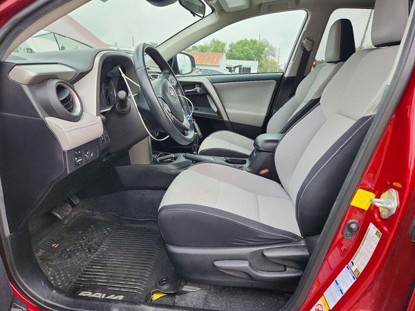 2018 TOYOTA RAV4 Adventure/XLE — DENT