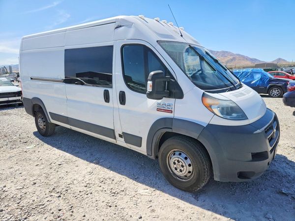 2017 RAM PROMASTER 2500 — Passenger 3/4